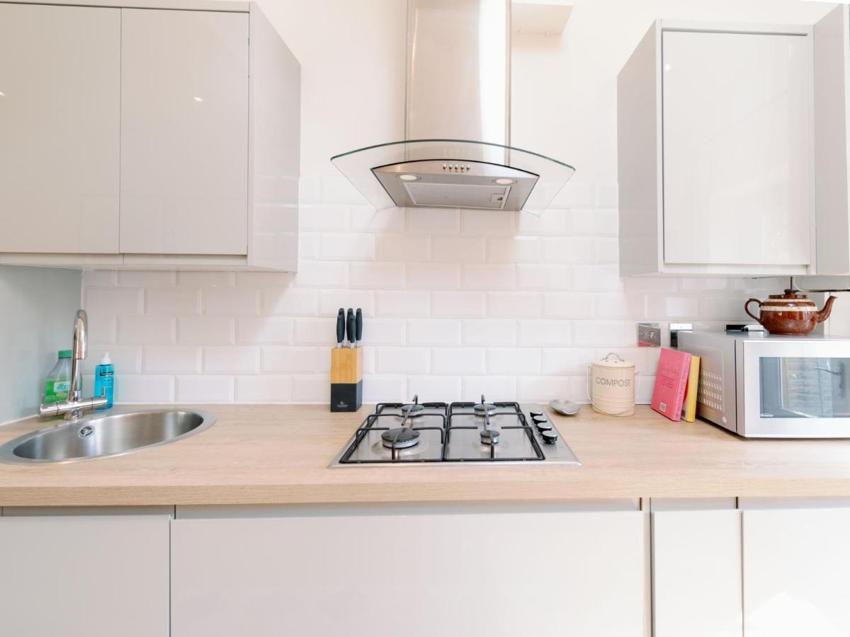 Appartement Pass The Keys Recently Renovated 1Br Flat With Private Garden In South Londres Extérieur photo