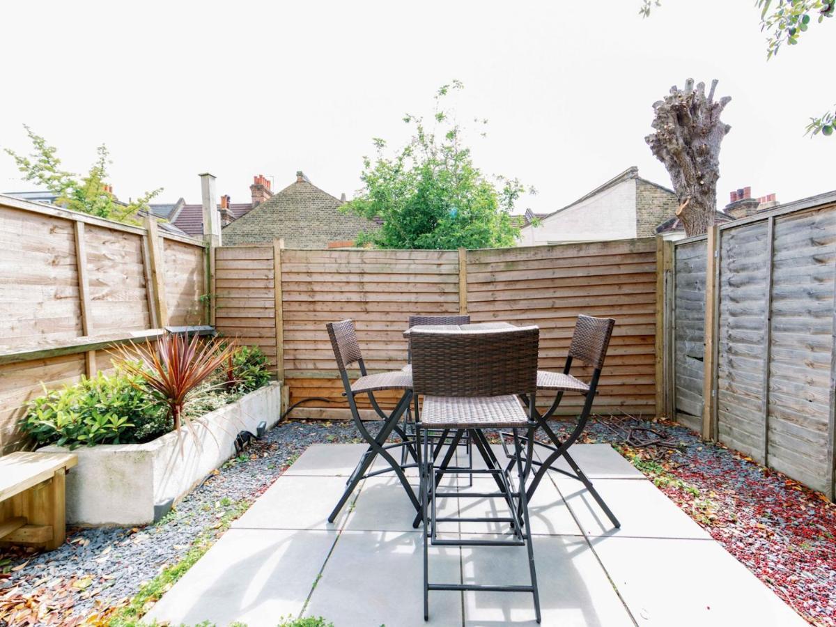 Appartement Pass The Keys Recently Renovated 1Br Flat With Private Garden In South Londres Extérieur photo